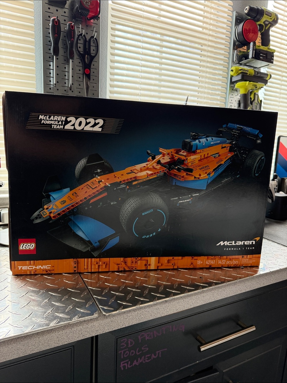 Lego Technic McLaren Formula 1 2022 Race Car - Orange & Blue